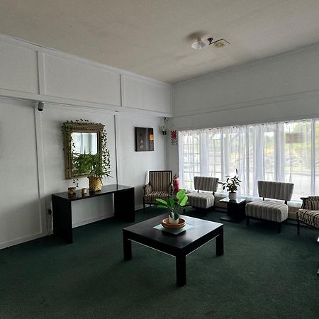 Tokaanu Hotel Bagian luar foto