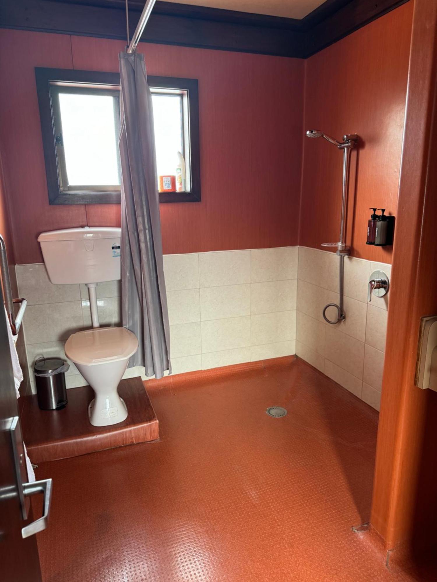 Tokaanu Hotel Bagian luar foto